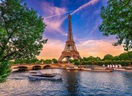 Paris,Eiffel,Tower,And,River,Seine,At,Sunset,In,Paris,