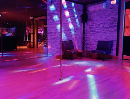 Les Amazones Swingers Club, Le Mans, France