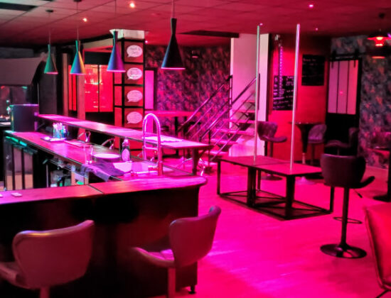 Les Amazones Swingers Club, Le Mans, France